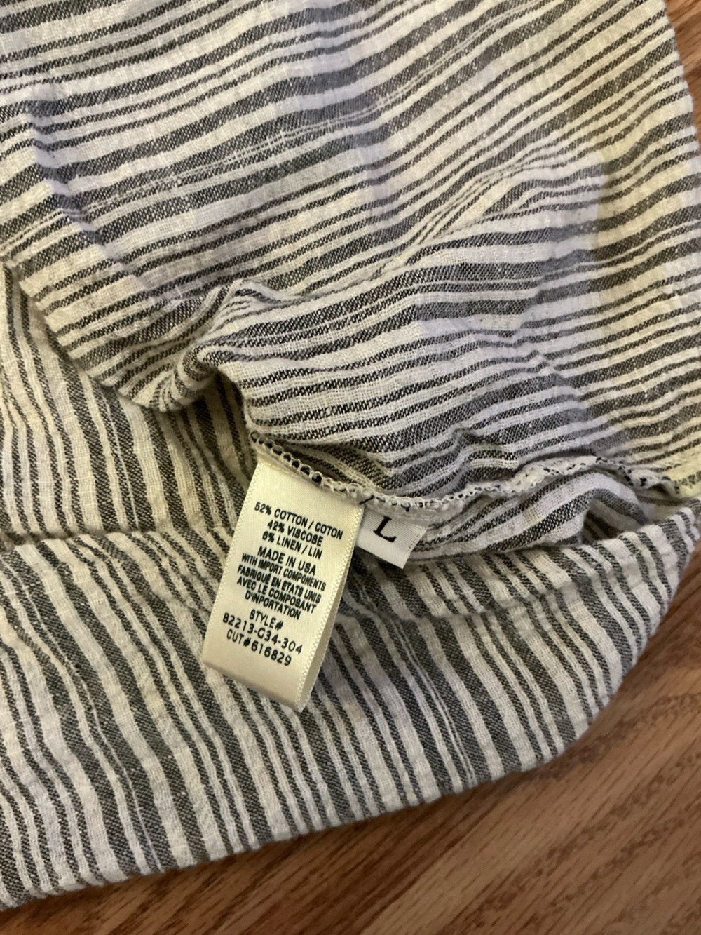 Bella Dahl Gray Striped Cap-Sleeve V-Neck Top Size Large - Picture 7 of 8